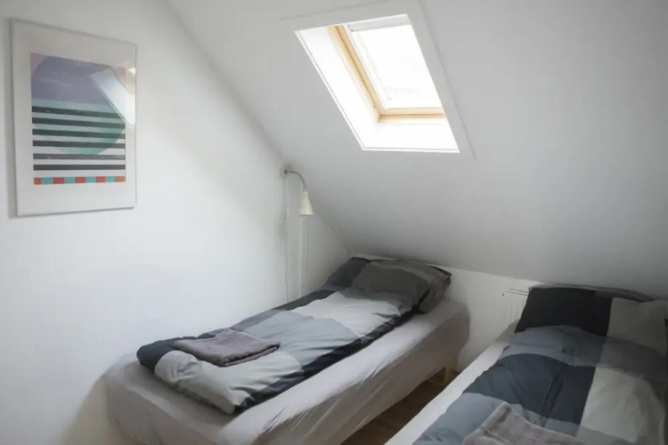 Mørk Apartments