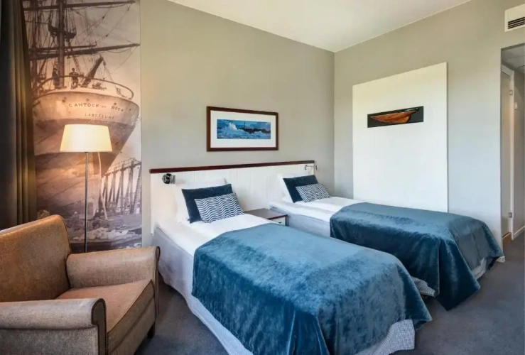 Standard Twin room