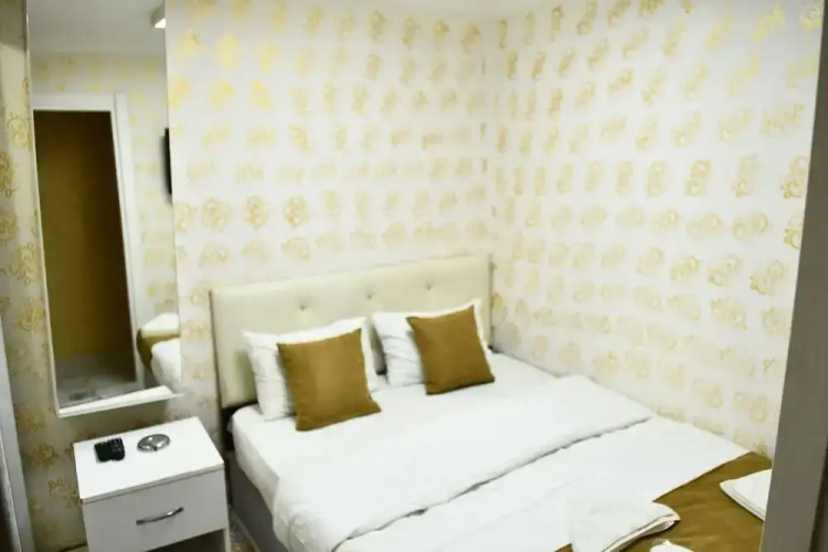 Ada Aparthotel