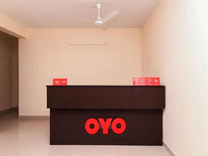 Oyo 22782 Akshara Suites