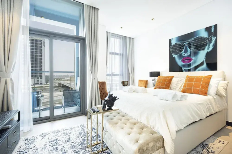 Waves - The Suite Dubai Luxury Studio Waterfront Living