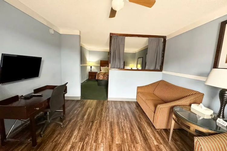 Executive Inn Ridgeway I-77