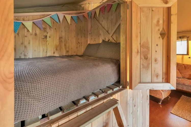 Luxury Under Canvas