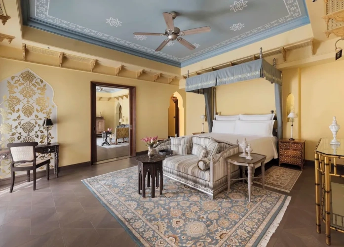 1 Bedroom Royal Double Suite