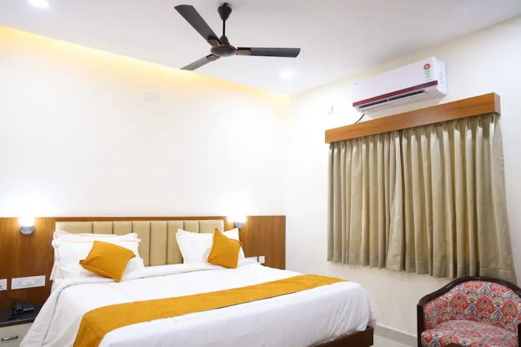 Nanda Mohan Residency