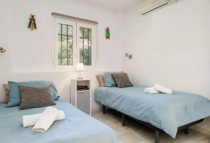 3 Bedrooms Villa
