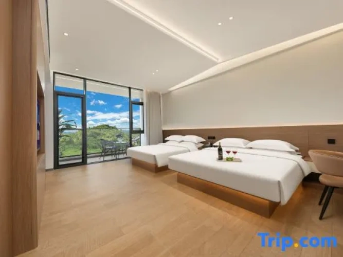 Standard room with balcony