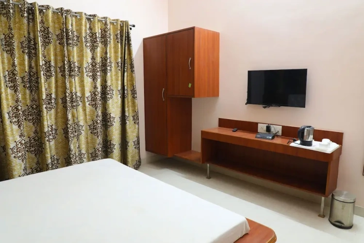 Superior Triple room