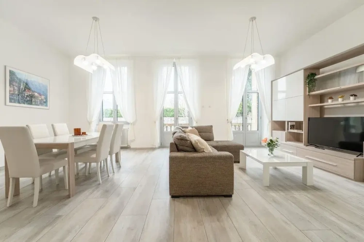 3 Bedrooms Apartment with balcony