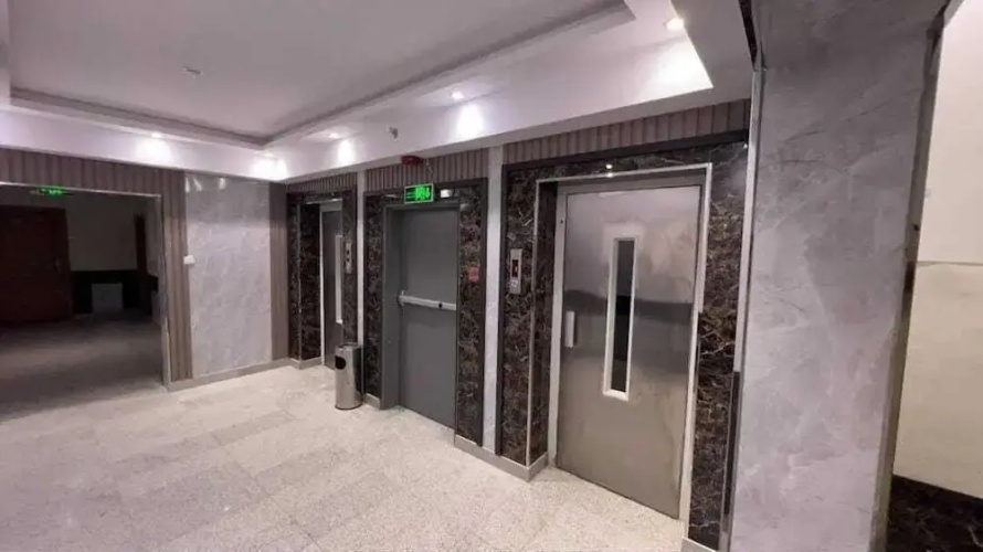 Qiswah star  hotel