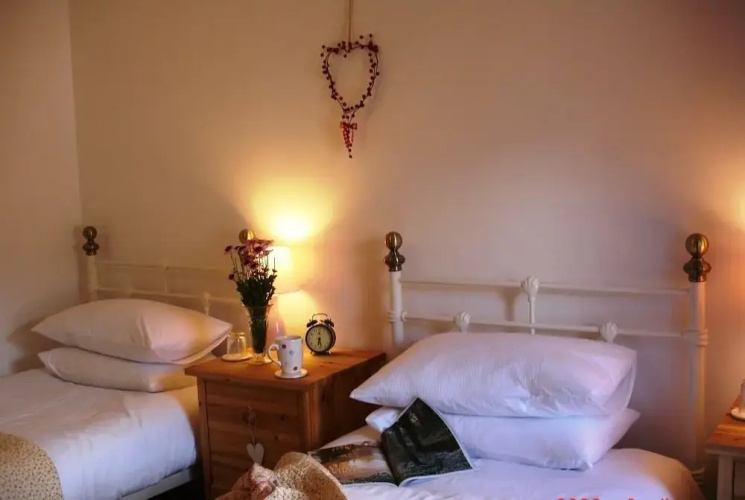 Basset Cottage