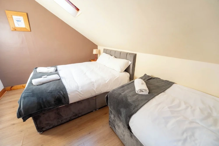 Standard Twin room with view
