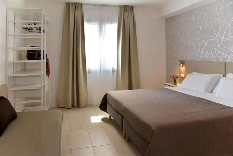 Garda Bloom Holiday Apartments