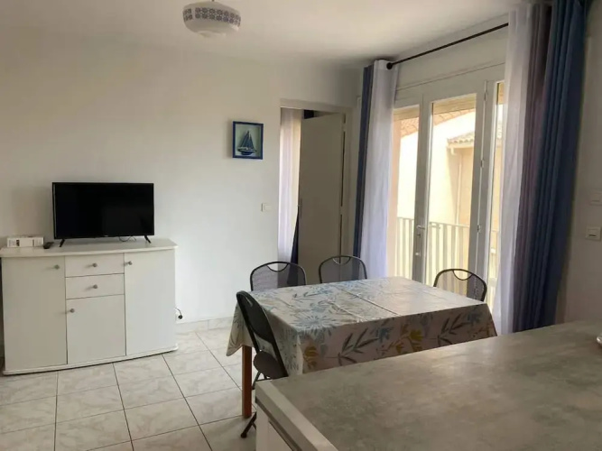 Apartment for 3 in Valras Center