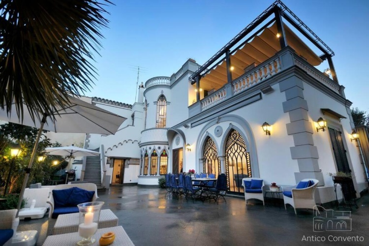Villa