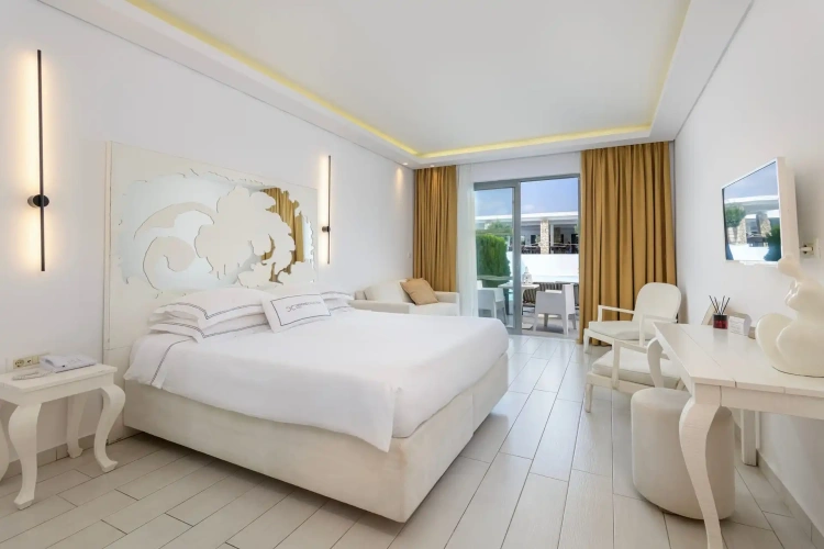 Superior Double room with balcony