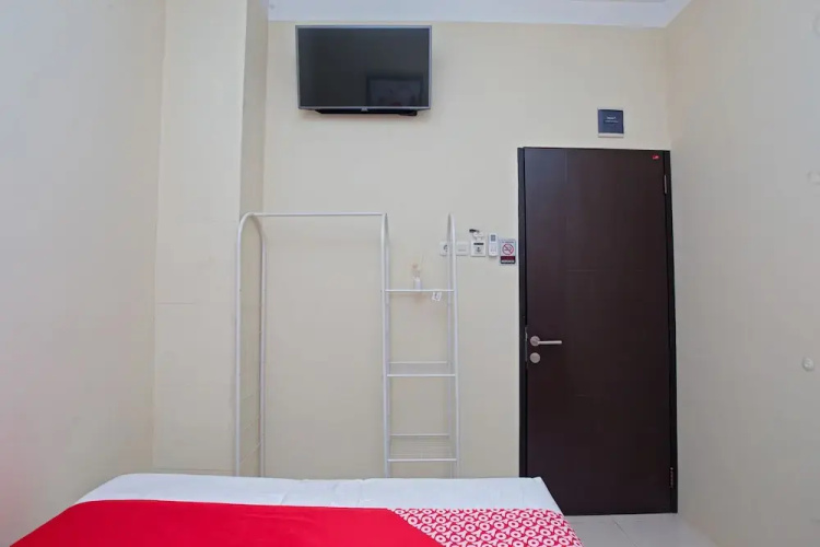OYO 2443 Inn Joy