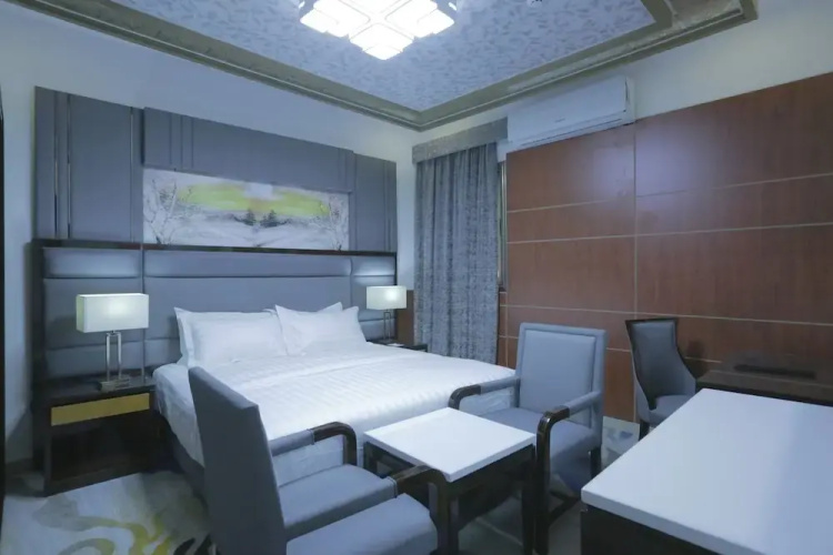 Niyaf Hotel Suites