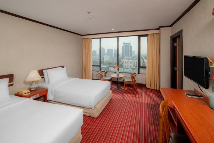 Executive Suite