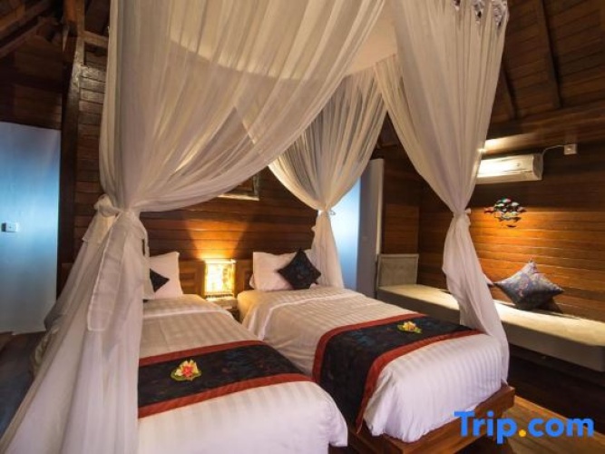 Deluxe Double room with garden view