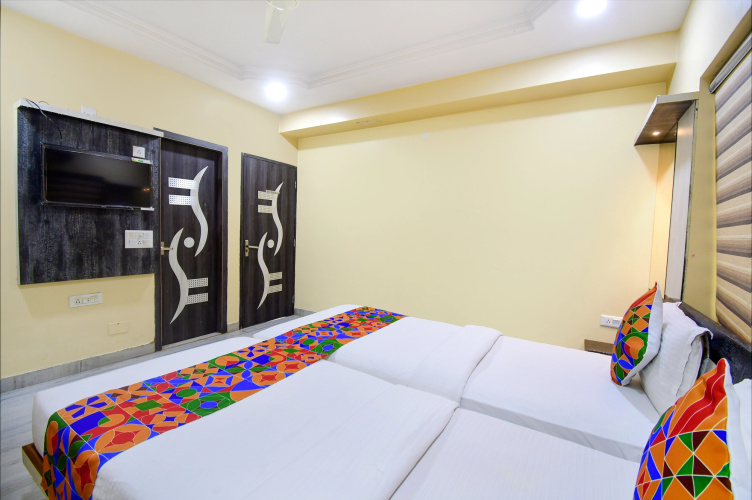 FabHotel Town Inn