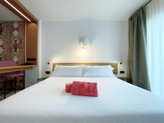 Suite with balcony