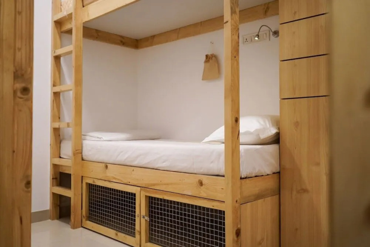 Nap Manor Hostels