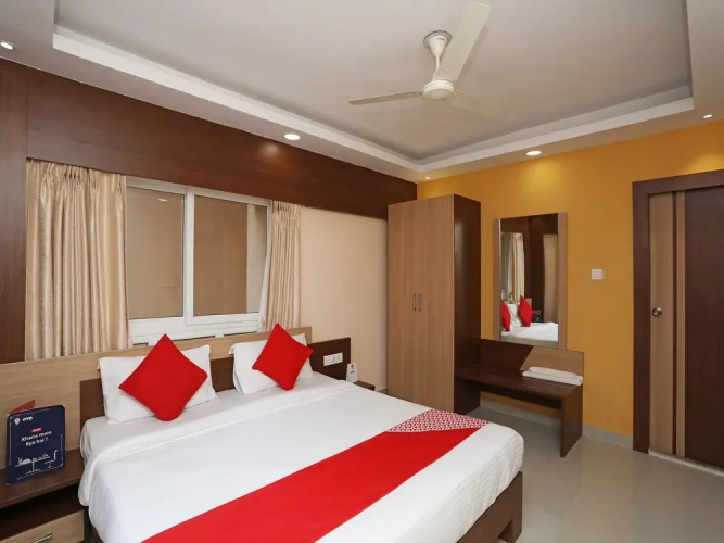 OYO 17418 Hotel Pipul
