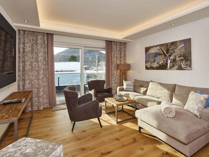 1 Bedroom Superior Apartment