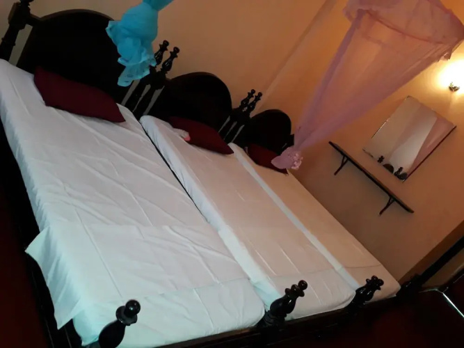 Shahira Hotel