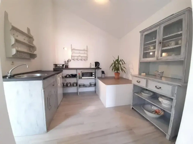 1 Bedroom Apartment with balcony