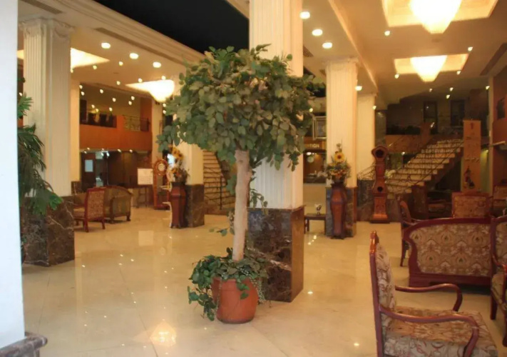 Victory royal hotel