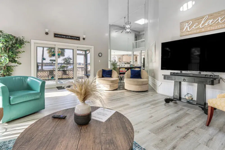 Riverfront Savannah Getaway w/ Pool & Dock!