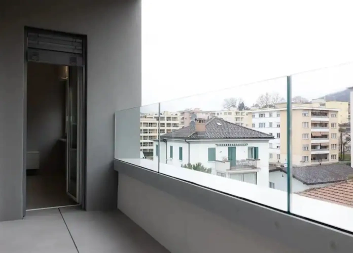 2 Bedrooms Club Apartment with balcony
