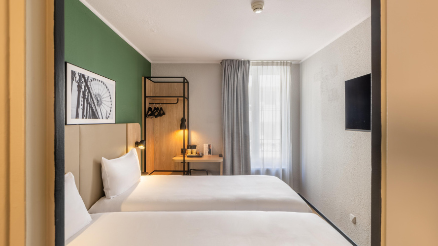 Campanile PRIME - Paris Levallois-Perret