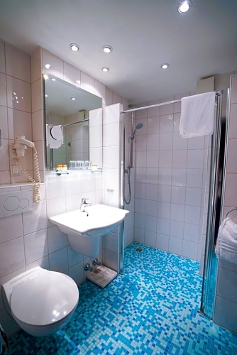 Standard Twin room with view