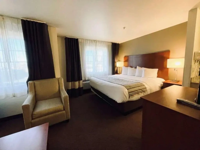 1 Bedroom Double Suite