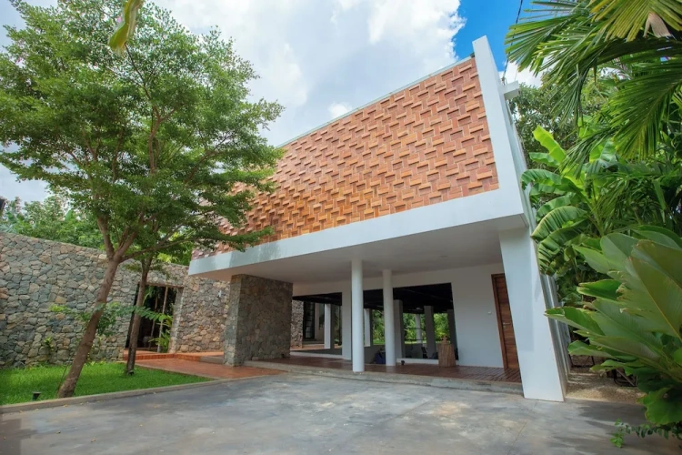 5 Bedrooms Luxury Cottage with pool view