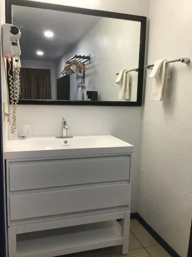Standard Double Suite