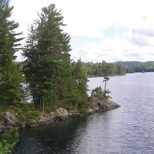 Lodge on the Point