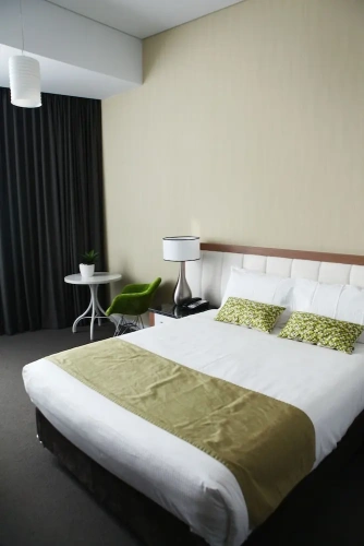 Deluxe Studio