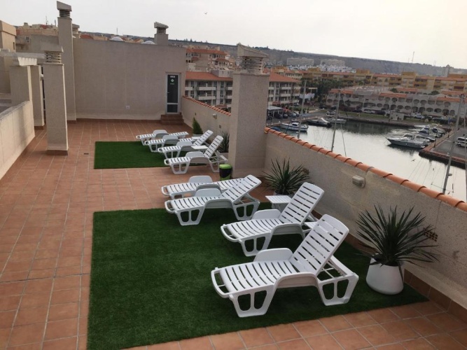 1 Bedroom Apartment with city view