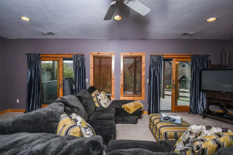 Marsh-Mellow Manor 5 Bedroom House