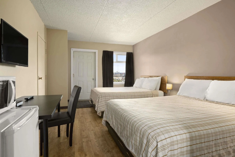 Knights Inn Edmonton South
