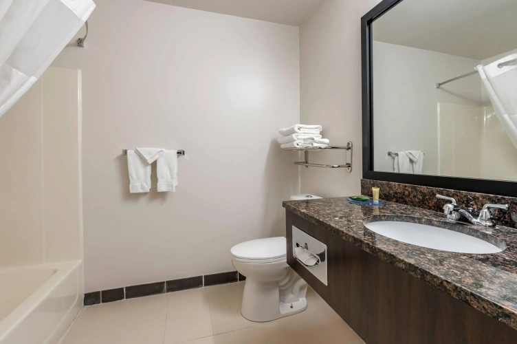 Quadruple Suite
