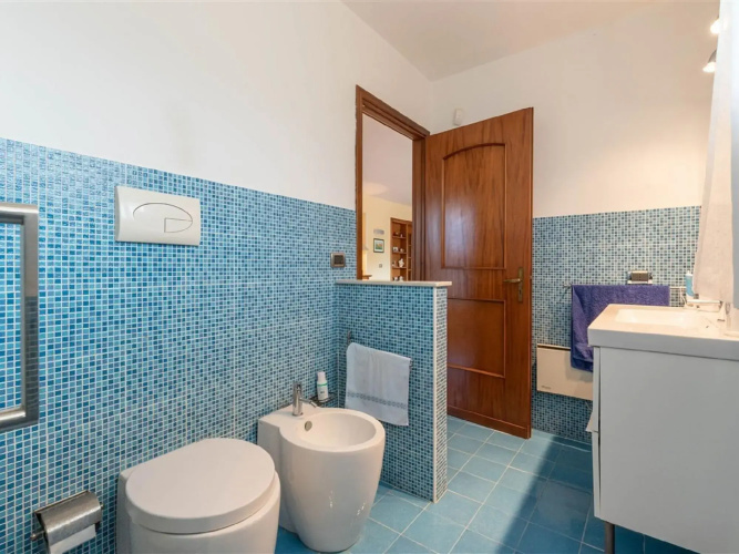Splendid Villa with swimming pool a stone's throw from Palermo