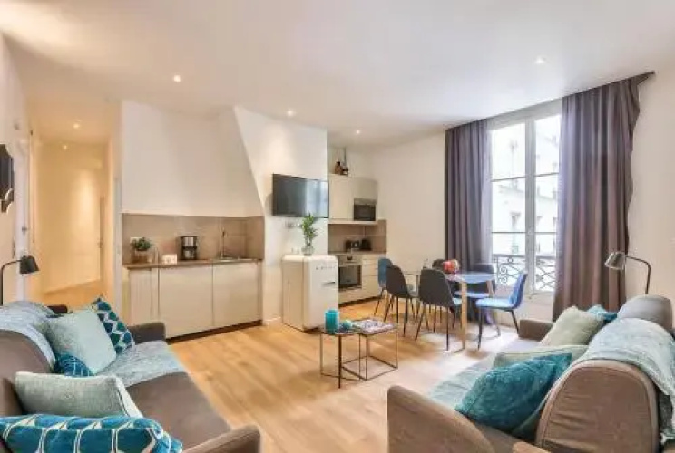 62-Luxury Flat Champs Elysees (1g)