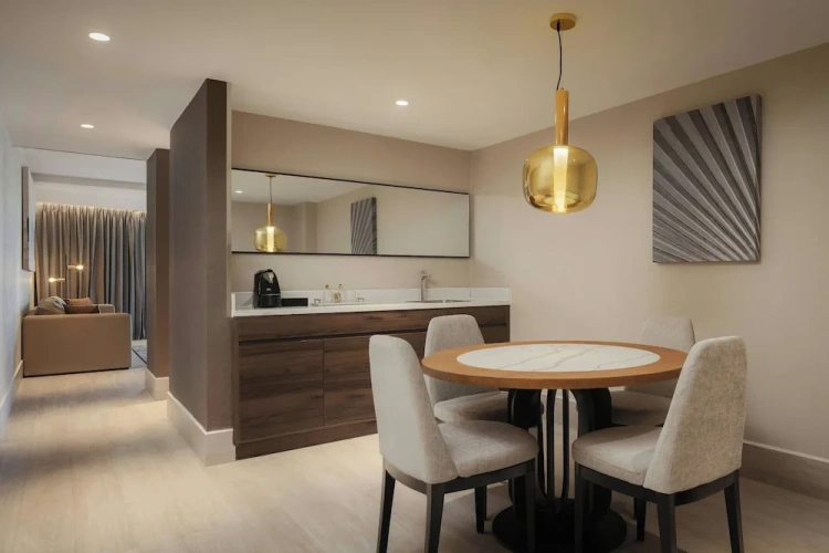 Double Suite