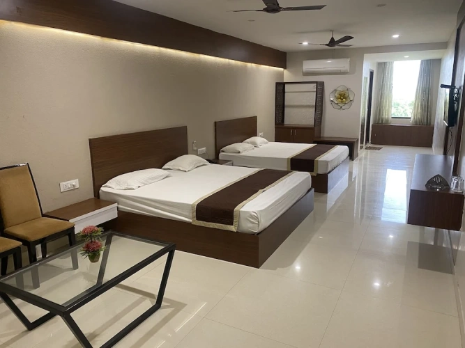 Superior Triple room with view