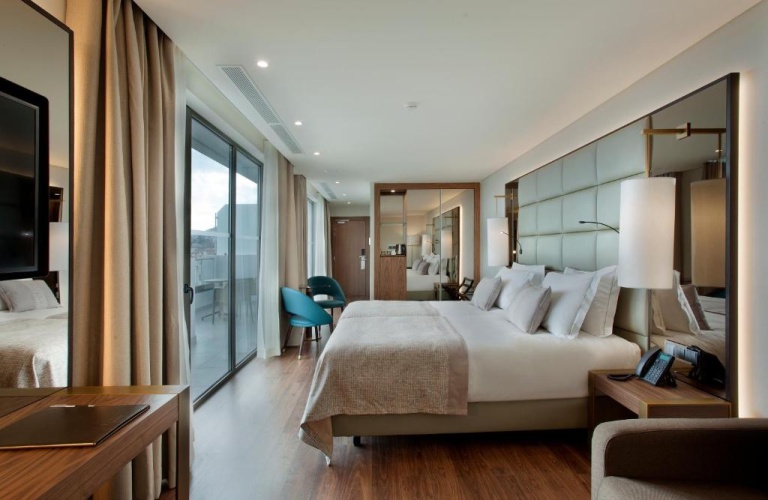 Executive Twin room with sea view